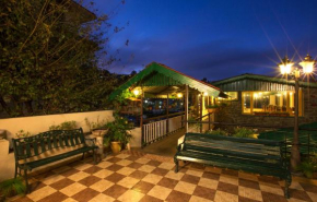 Pine Borough Inn